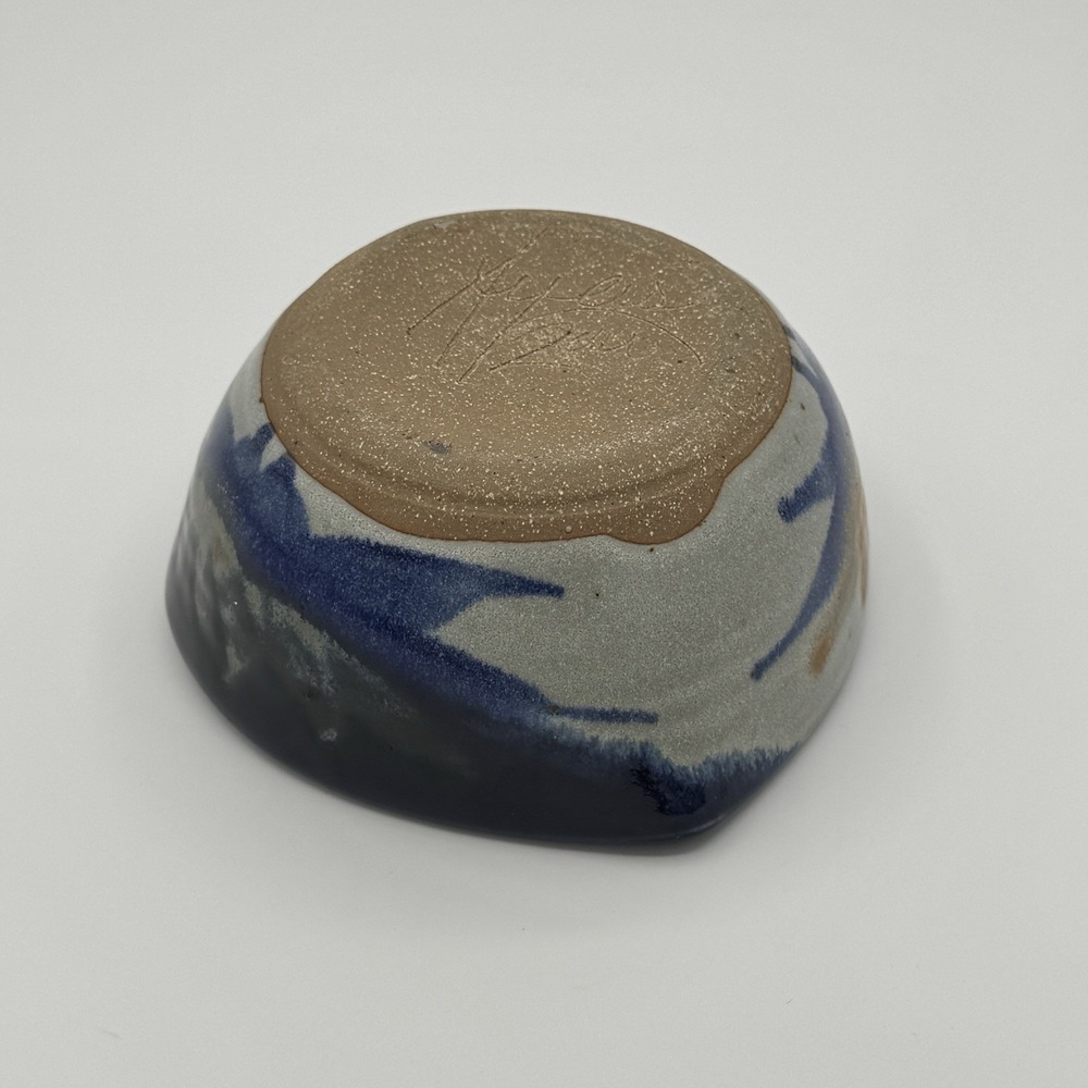 Studio‎ Pottery Heart Bowl Signed 2000 Blue Gray Handmade Dish Art Pottery - Picture 6 of 10